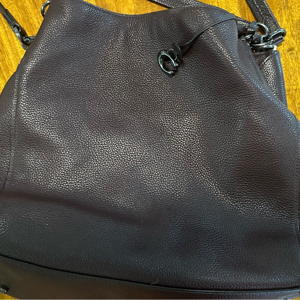 Coach bag SOLD OUT, oxblood color, pebbled leather. Gunmetal hardware. - Picture 3 of 8